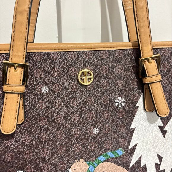 Giani Bernini for Macy’s Signature Ice Skating Bears Tote Holiday Christmas - Picture 5 of 10